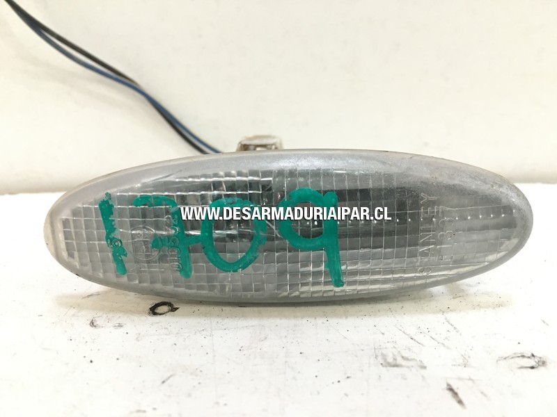 Farol Tapabarro Derecho SUZUKI AERIO 1 6 M16A DOHC 16 VALV 4X2 2004